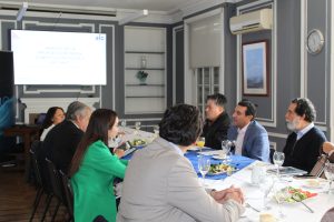 Almuerzo de Gerentes AIC: Analizando la propuesta de una nueva Constitución Política de Chile