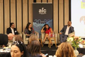 Conversatorio: «Mujeres en altos cargos: desafíos y oportunidades»